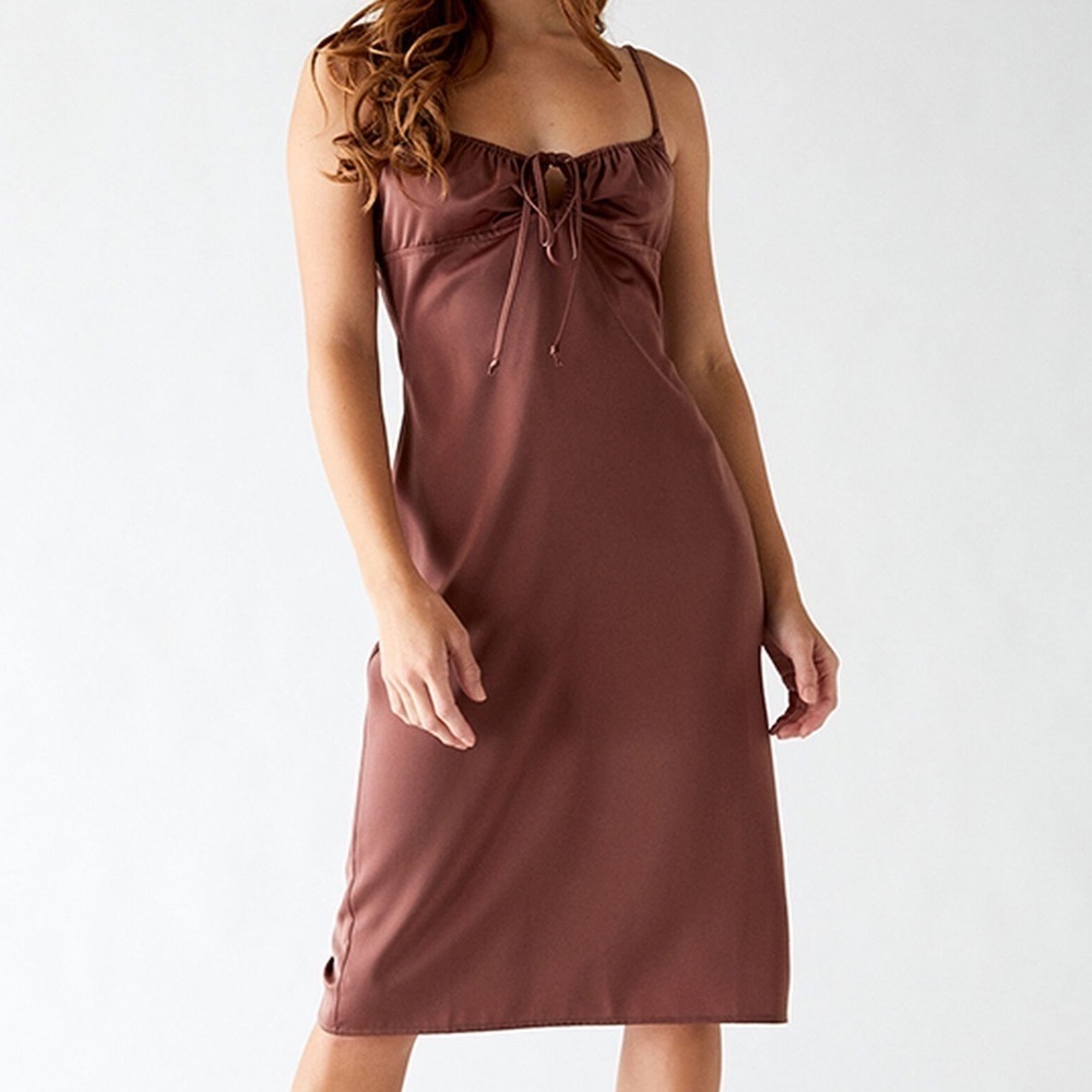 Kendall & Kylie Pacsun Medium Brown Shiny Tie Front Midi Dress Side Slit
